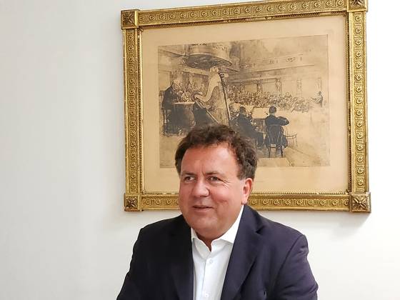 내년 2월 K팝 콘서트를 빈 콘체르트하우스에서 연주하는 빈 심포니 오케스트라의 얀 나스트 대표. 빈=김호정 음악 에디터