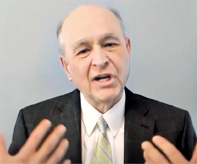 네이선 시츠 씨티그룹 수석이코노미스트는 지난 9일 한국경제신문과의 화상 인터뷰에서 “미국 경제 둔화가 인플레이션보다 더 장기적이고 심각한 문제가 될 것”이라고 말했다. 화상 캡처