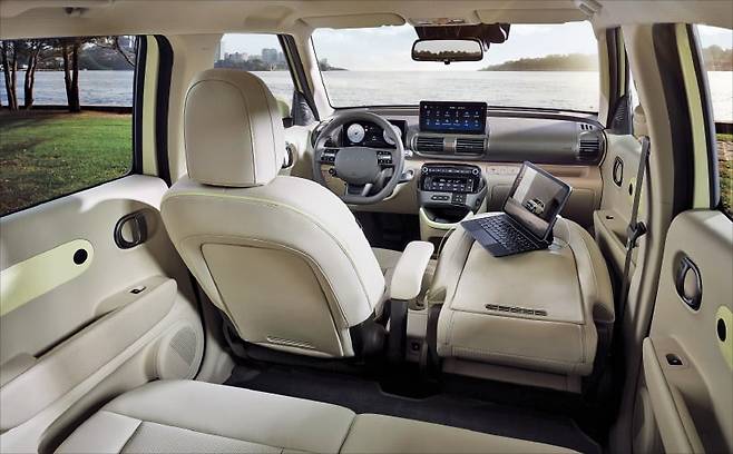 넓어진 현대차 소형 전기차 캐스퍼 일렉트릭 내부. /현대차 제공