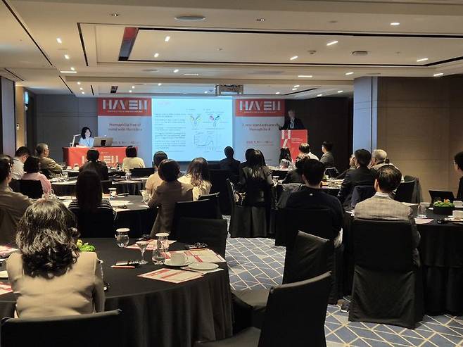 [서울=뉴시스] JW중외제약은 지난 9일부터 이틀간 서울 송파구 소재 소피텔 앰배서더 서울에서 A형 혈우병 치료제 '헴리브라'의 'HAVEN 심포지엄'을 개최했다. (사진=JW중외제약 제공) 2025.05.14. photo@newsis.com *재판매 및 DB 금지