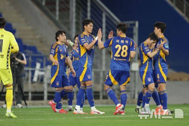 [서울=뉴시스]K리그1 울산, 코리아컵 8강 진출. (사진=울산 HD 제공)