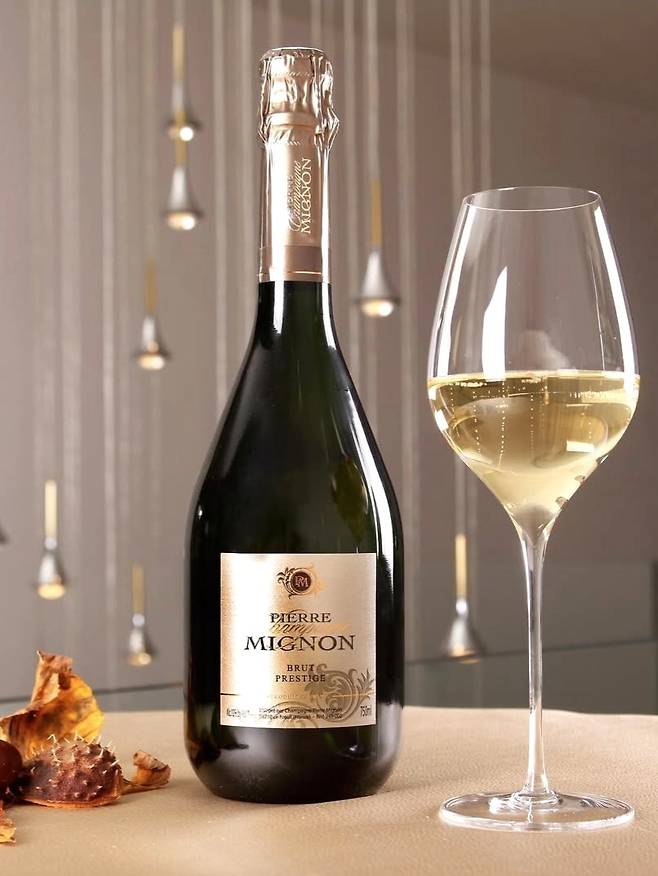 샴페인 피에르 미뇽 프레스티지 브뤼. 인스타그램