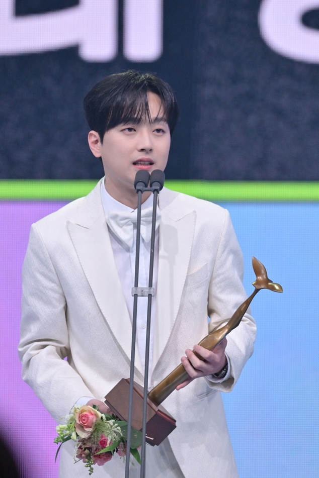 이찬원. KBS
