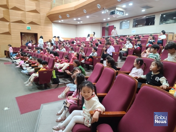 '찾아가는 안전인형극-뒤죽박죽 곤충나라' ⓒ여수시육아종합지원센터