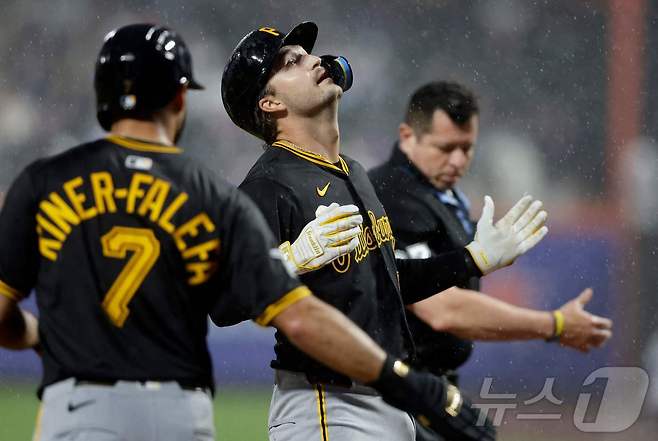 피츠버그 파이리츠는 15일(한국시간) 열린 뉴욕 메츠와의 2025 메이저리그 원정 경기에서 4-0으로 승리했다. ⓒ AFP=뉴스1