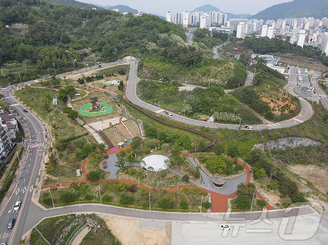 전남 여수시 암골못공원 '생각키움 체험놀이터' 전경.(여수시 제공. 재판매 및 DB 금지)