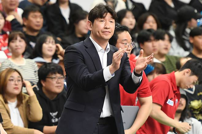 현대모비스의 레전드 양동근이 신임 감독으로 선임됐다. 양 감독은 “큰 영광이다”라고 말했다. 사진 | KBL