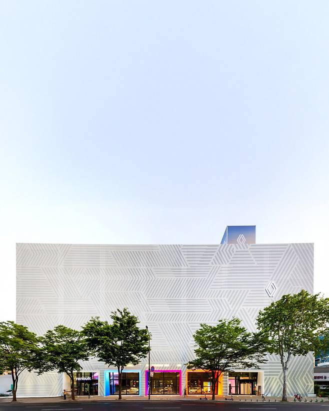 르노코리아 플래그십 스토어 르노 성수