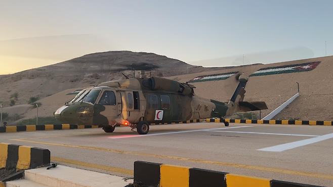요르단에서 치료를 받고자 가자 지구 어린이 총 33명이 대피했다