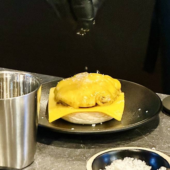 IMG_4019.jpeg 마장동을 떠나 이제 신사동에서 한우로 배채우기