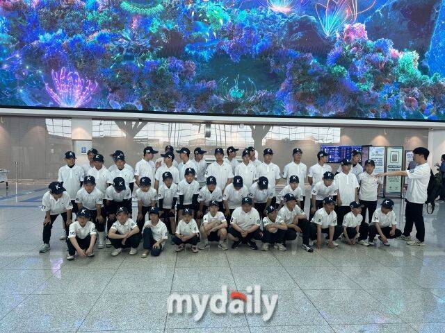 대한유소년야구연맹 19기대표팀./인천국제공항=노찬혁 기자