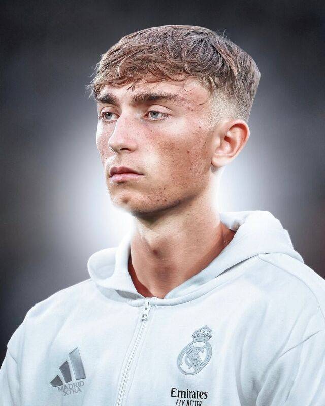 딘 하위센./파브리지오 로마노 SNS