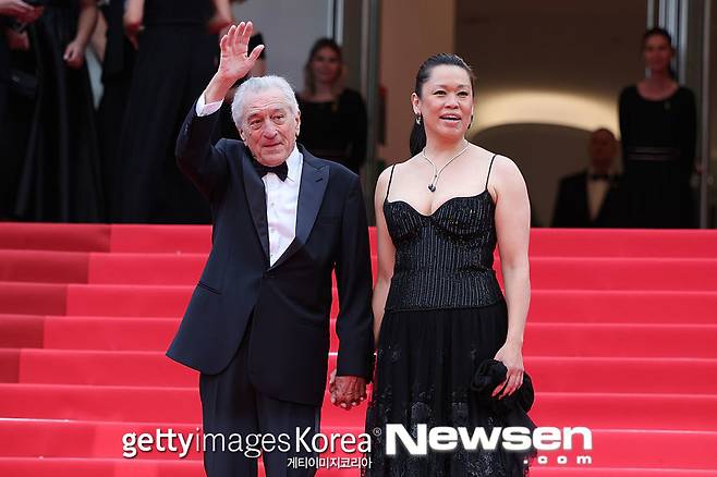 왼쪽부터 로버트 드 니로, 티파니 첸