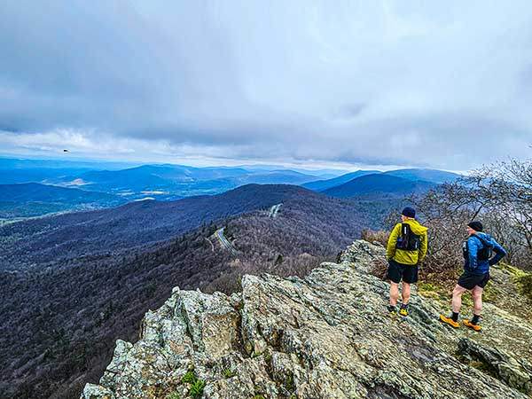 셰넌도어산 정상에서 본 스카이라인 드라이브.