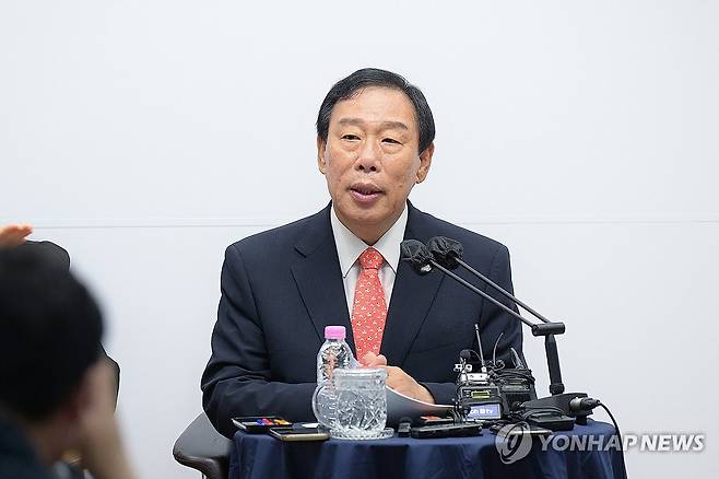 발언하는 최민호 세종시장 [연합뉴스 자료사진]