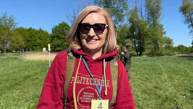 군사 훈련 프로그램에 참가한 아가타는 도널드 트럼프 미국 대통령이 당선되며 시민들의 불안감이 더 커졌다고 했다