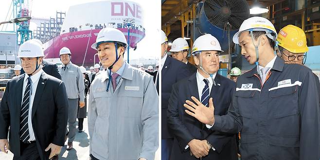 트럼프 정부 '해군력 재건' 사업의 중심인 존 필랜 미 해군부 장관이 지난달 30일 울산 HD현대중공업, 거제 한화오션 조선소를 찾았다. 왼쪽 사진은 정기선(오른쪽) HD현대 수석부회장이 우리나라가 독자 설계, 건조한 이지스함 '정조대왕함'을 안내하는 모습. 김동관 한화그룹 부회장도 직접 거제 조선소에서 필랜 장관에게 현재 수리 중인 미 함정과 개발 중인 차세대 잠수함을 소개했다. /HD현대·한화오션