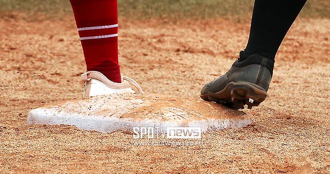 ▲ 제79회 황금사자기가 4강 일정을 앞두고 있다. 준결승 제1경기는 성남고와 물금고, 제2경기는 유신고와 세광고의 맞대결이다. ⓒ곽혜미 기자