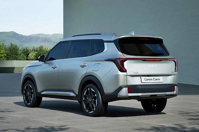 기아 카렌스 클라비스