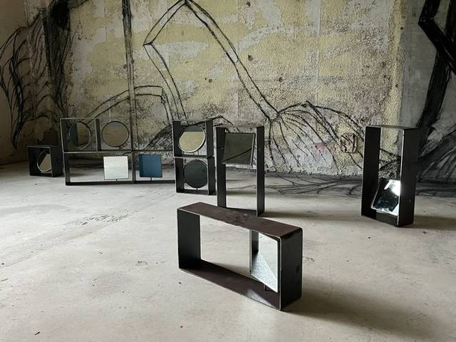 ▲ 공중정원 전시품.