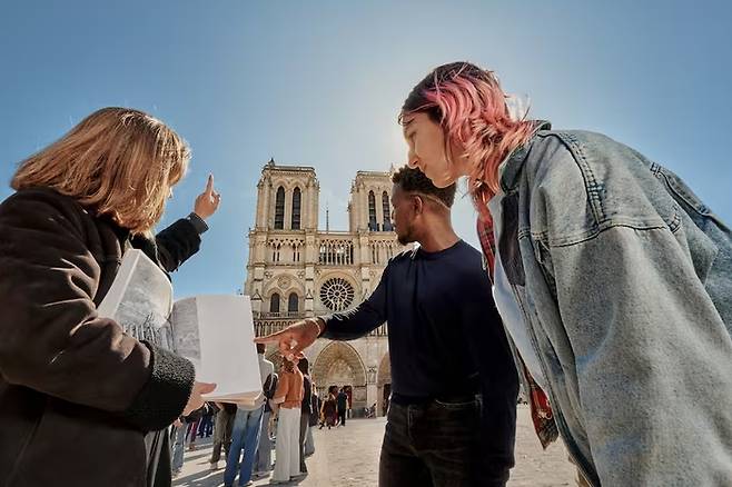 ‘노트르담 대성당 복원팀 건축가 악셀 퐁소네의 시선으로 살펴보는 대성당 복원 과정’ 체험 / 사진=에어비앤비