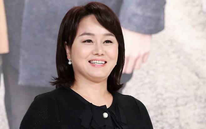 이경실이 소유한 서울 용산구 이촌동 아파트에 대한 경매 진행과 관련해 직접 입을 열었다. 뉴스1