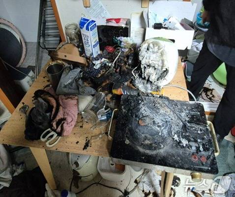 화재현장(인천소방본부제공.재판매 및 DB금지)