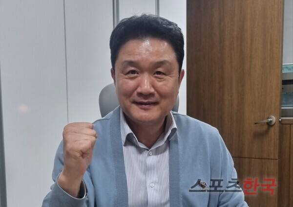 17년 만에 친정팀에 돌아와 프로농구 우승을 노리는 유도훈 정관장 감독. ⓒ스포츠한국 김성수 기자