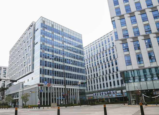 KETI 제2캠퍼스가 위치한 판교 글로벌 비즈센터. 〈사진 KETI 제공〉