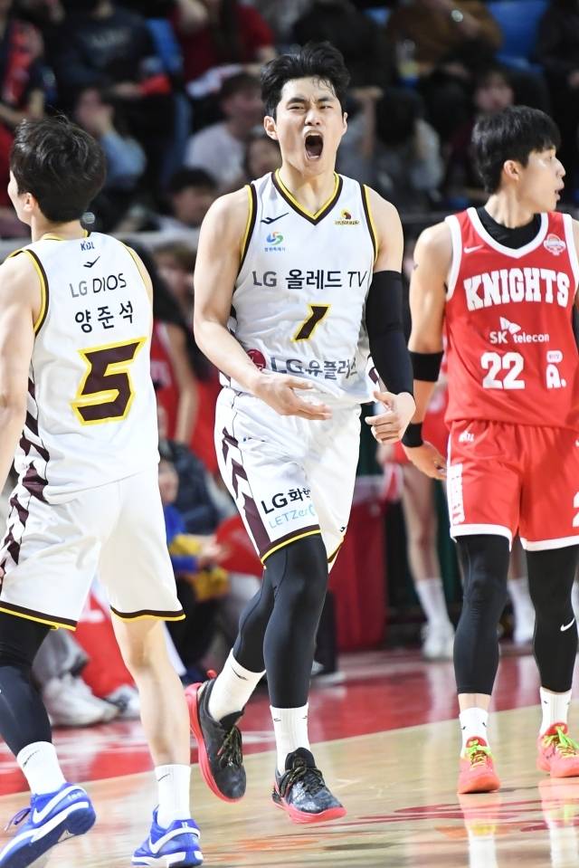‘눈꽃 슈터’ 유기상은 프로 데뷔 후 2번째 시즌 만에 KBL 정상에 섰다. 사진=KBL 제공