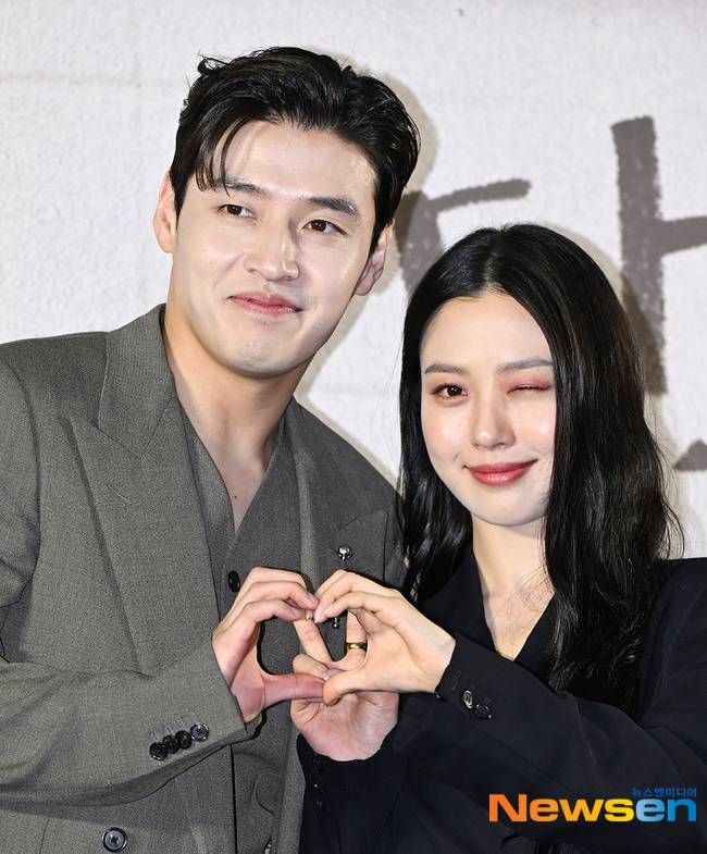 강하늘 고민시, 뉴스엔DB