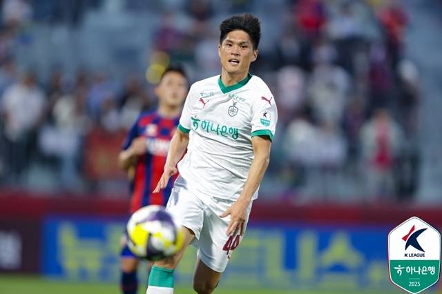 대전하나시티즌 이순민이 경기에 집중하고 있다.  /사진=한국프로축구연맹 제공