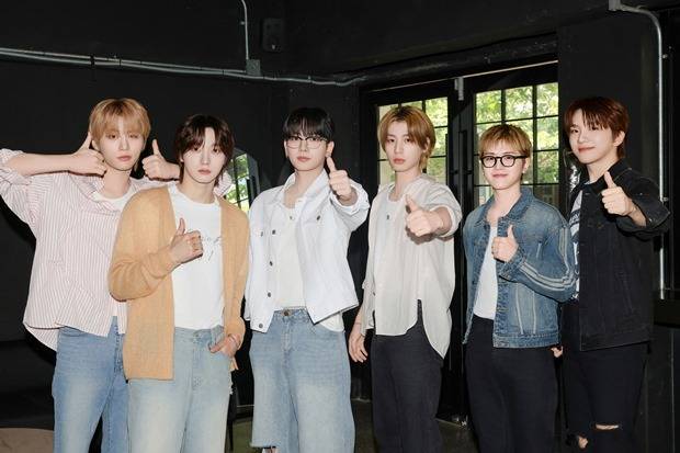 보이넥스트도어