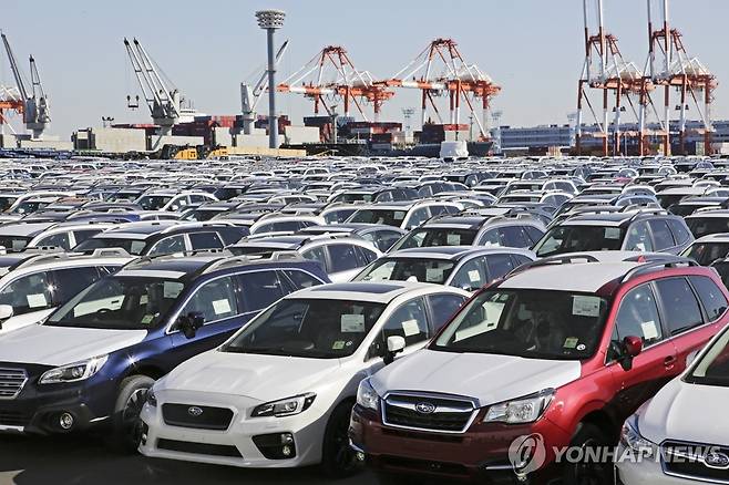 수출 대기중인 일본 차량 [EPA=연합뉴스 자료사진. 재판매 및 DB 금지]