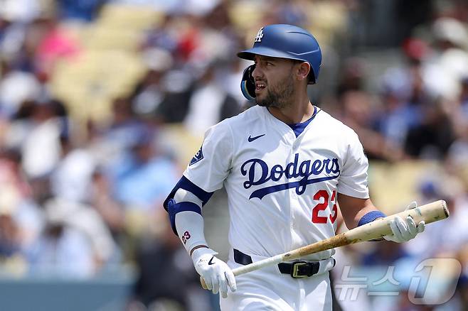 LA 다저스가 LA 에인절스에게 홈 3연전 싹쓸이 패배를 당했다. ⓒ AFP=뉴스1