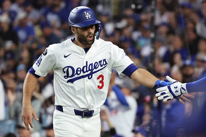 LA 다저스에서 무려 10년을 뛴 크리스 테일러가 방출되는 안타까운 일이 발생했다. EPA연합뉴스