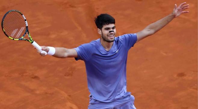 우승이 확정된 순간 알카라스의 환호. 사진/ATP 투어