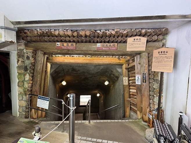 7feff473c1836efe239ef3e3479c706581b00a9bffe6fb8a8279425b664e9972652efcf1bebeec061bb7d5d57ee26f3cc02b84db