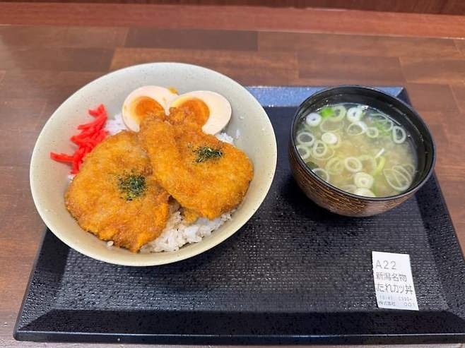 7ee5f277b4f160ff239c8491329c7018935f039c0146ae04ab66a6e9d299758ef969610f03bc6c024940ae0c36d9f7d8c85abd90