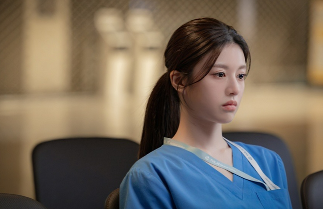 tvN 토일드라마 <언젠가는 슬기로울 전공의생활>에서 1년차 전공의 오이영 역을 맡은 배우 고윤정. tvN 제공