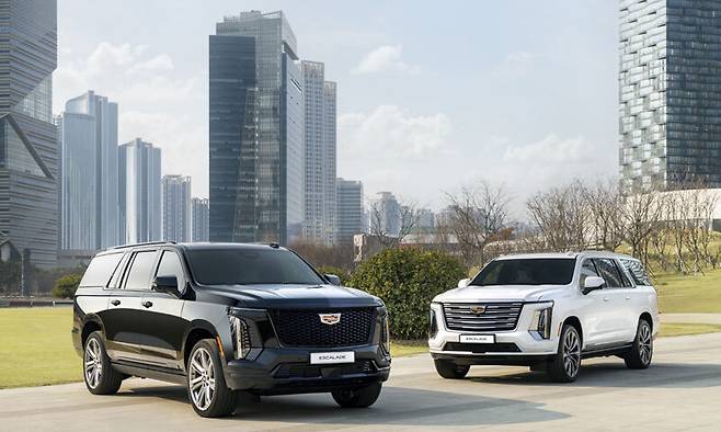 4년 만에 새로운 얼굴로 돌아온 캐딜락의 럭셔리 SUV ‘더 뉴 에스컬레이드’.&nbsp;캐딜락 제공