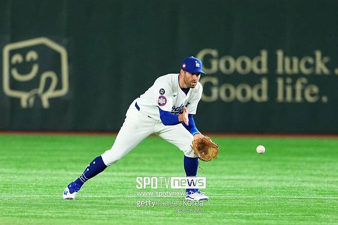 ▲ 유틸리티 플레이어의 정석이었던 테일러는 지난해 타격 부진에 이어 올해도 28경기에서 고작 35타석에 나가 타율 0.200, 2홈런, OPS 0.457에 그쳤다.