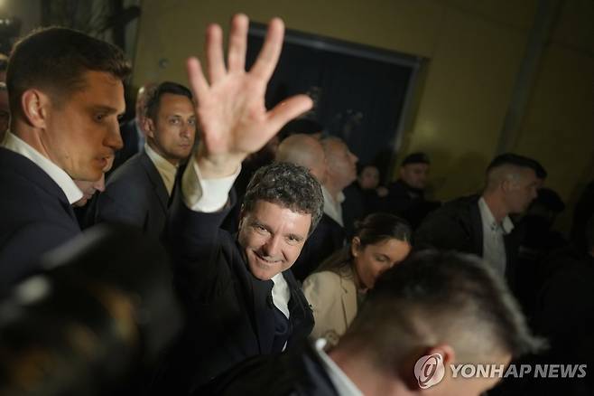 니쿠쇼르 단 루마니아 대통령 당선자 [AP=연합뉴스 자료사진. 재판매 및 DB 금지]