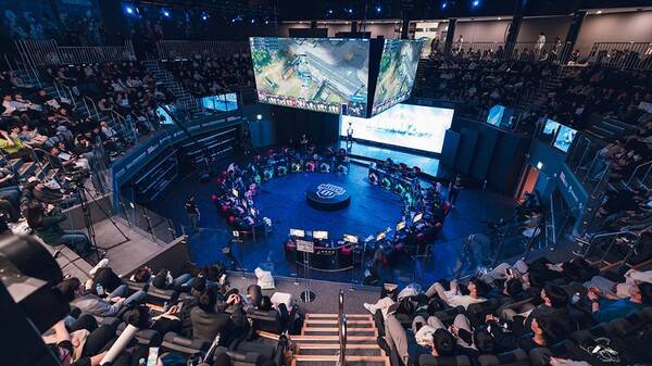 - 이터널 리턴은&nbsp;2025 이스포츠 지역 리그 종목으로 선정됐다&nbsp;