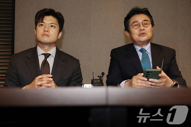 전병헌 새미래민주당 대표가 20일 오전 서울 여의도의 한 호텔에서 가진 김용태 국민의힘 비상대책위원장과의 회동에서 발언하고 있다. 2025.5.20/뉴스1 ⓒ News1 이광호 기자