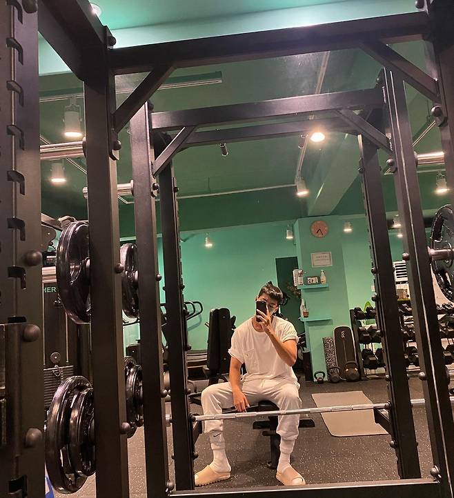 인스타그램 @_ryeoun