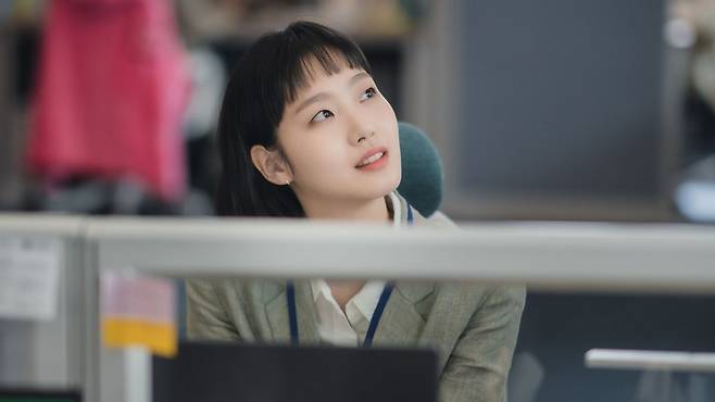 '유미' 역을 맡은 김고은