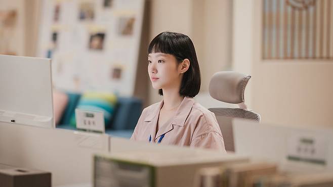 '유미' 역을 맡은 김고은