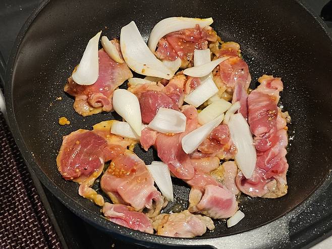 저는 계란볶음밥 요리사라고 불러주시겠어요...?