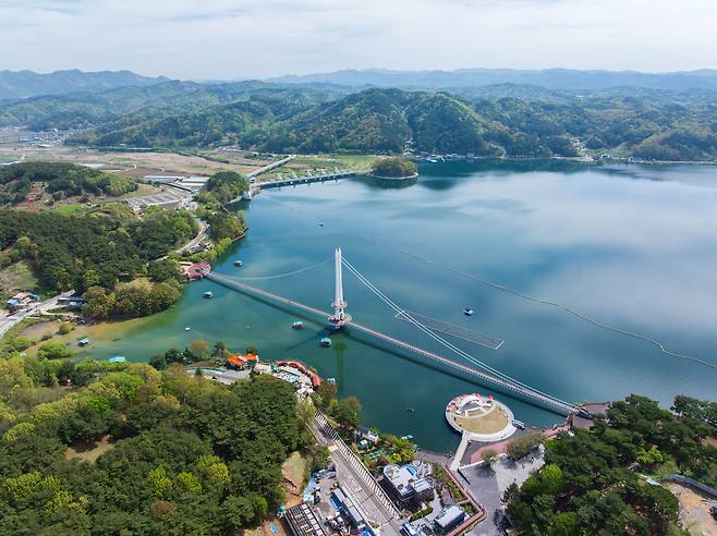 예당호 출렁다리 [지앤씨이십일 제공]
